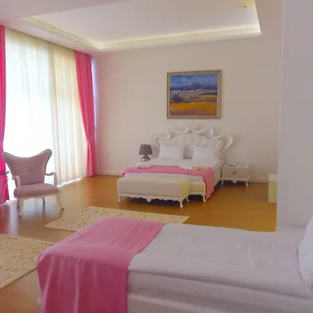 Mourouj Gloria White Palace & Hotel 4*