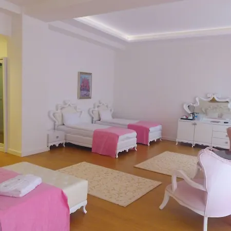 Mourouj Gloria White Palace &