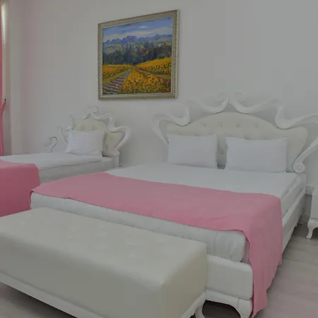 Hotel Mourouj Gloria White Palace &