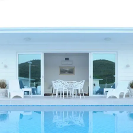 Hotel Mourouj Gloria White Palace & 4*