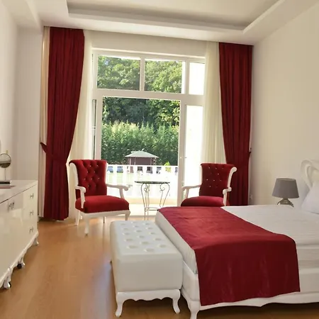 Mourouj Gloria White Palace & Hotel