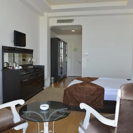 Hotel Mourouj Gloria White Palace &