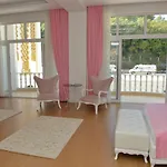 Mourouj Gloria White Palace &