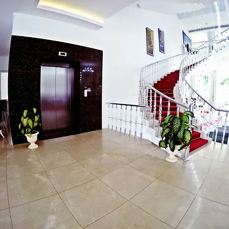 Mourouj Gloria White Palace & Hotel 4*