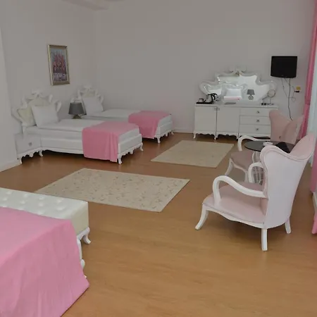 Mourouj Gloria White Palace & 4*