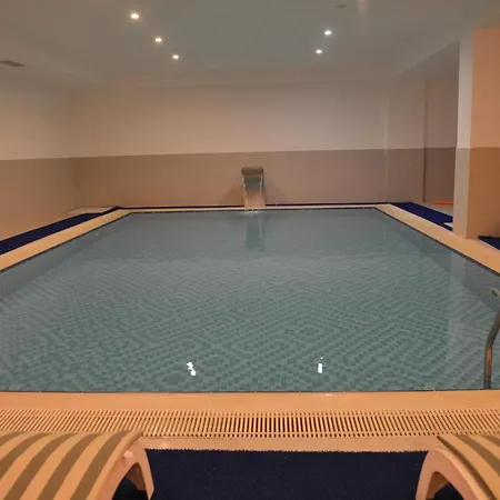 Mourouj Gloria White Palace & 4*